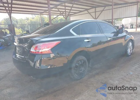 2013 Nissan Altima 2.5 S из США, поврежденный, VIN 1N4AL3AP9DC121810